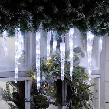 24 Colour Changing Icicle Lights, White/Blue - 6.9m