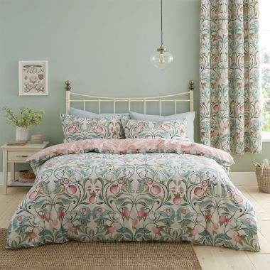 Catherine Lansfield Clarence Bedding Set - Green