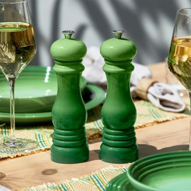 Le Creuset Classic Pepper Mill – Bamboo Green