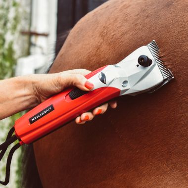 Liveryman Black Beauty Horse Clipper with Battery Pack