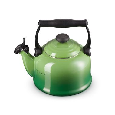 Le Creuset Traditional Stovetop Kettle, 2.1L - Bamboo Green