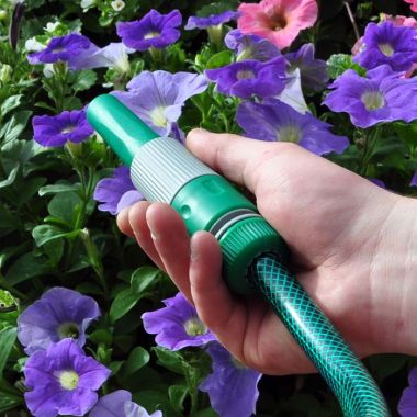 Kingfisher Spray Nozzle Starter Set