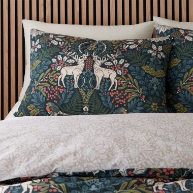 Catherine Lansfield Majestic Stag Duvet Set - Green