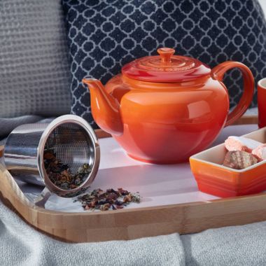 Le Creuset Stoneware Classic Teapot, 1.3l - Volcanic