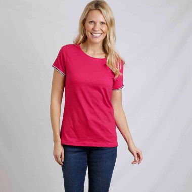 Weird Fish Women's Teya Outfitter T-shirt - Hot Pink