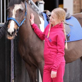 Shires Aubrion Young Rider Serene Hoodie - Cerise