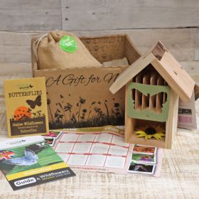 Wildlife World Butterfly Barn Gift Box