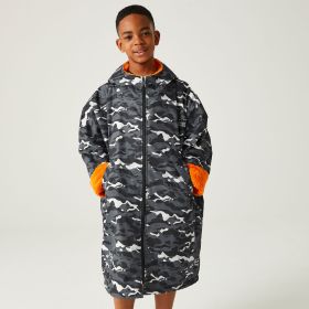 Regatta Children's Waterproof Changing Robe - Black Camo/Persimmon